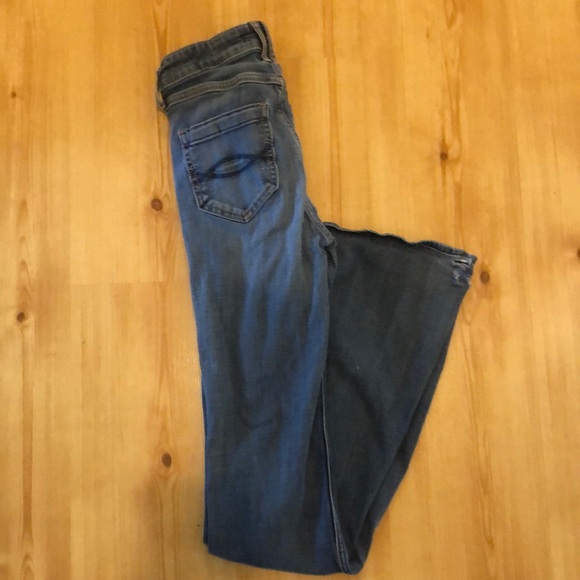 Abercrombie & Fitch Flare Jeans - Picture 1 of 3